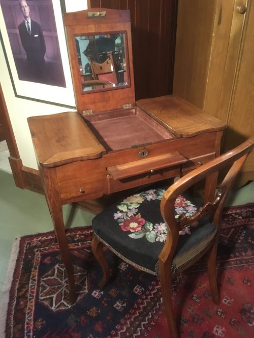 Dressing table 1820